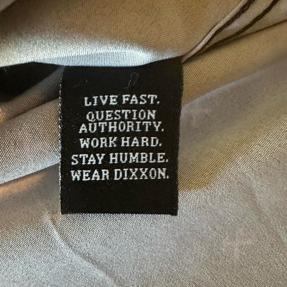 Dixxon Men’s The Finney Black and Red Short Sleeve Button Up Shirt 5XL - Picture 4 of 6